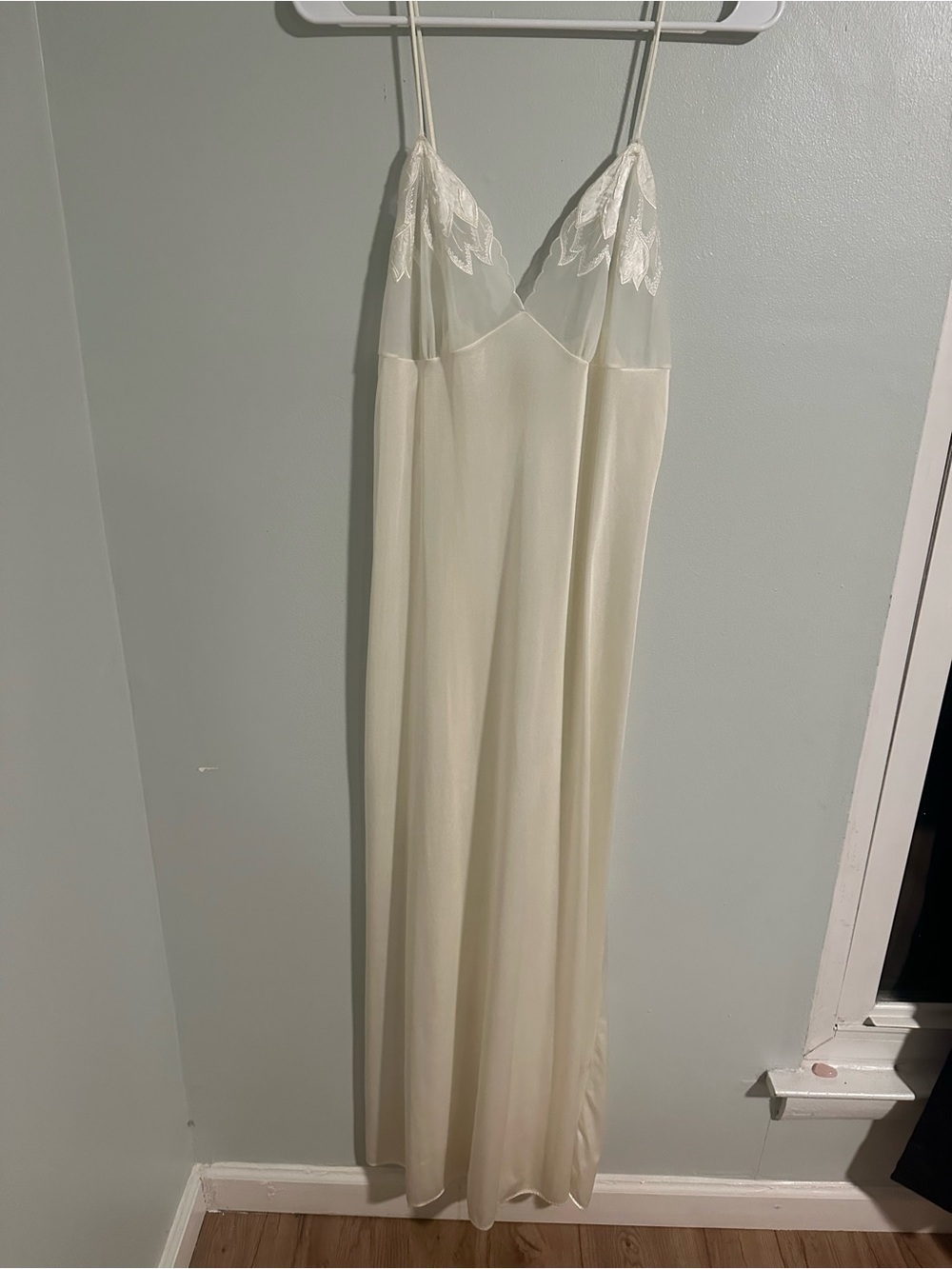Vintage 1960s Lace-Trim Slip Dress - Picture 2 of 5